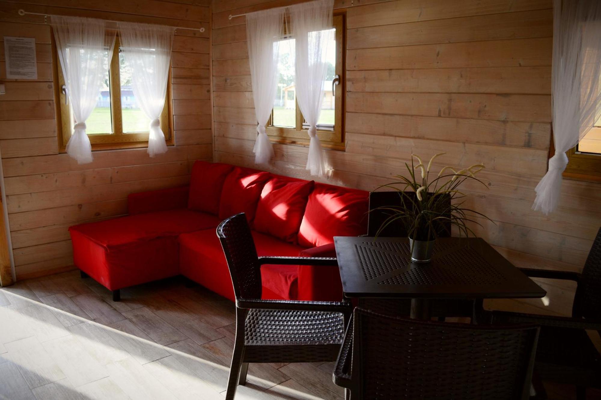 Camping Szczecinek Domy Wypoczynkowe Екстериор снимка