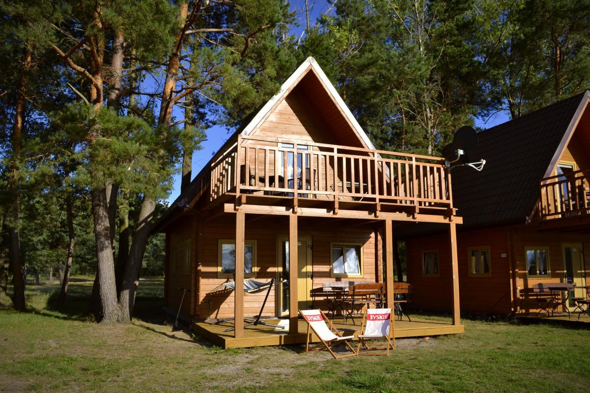 Camping Szczecinek Domy Wypoczynkowe Екстериор снимка
