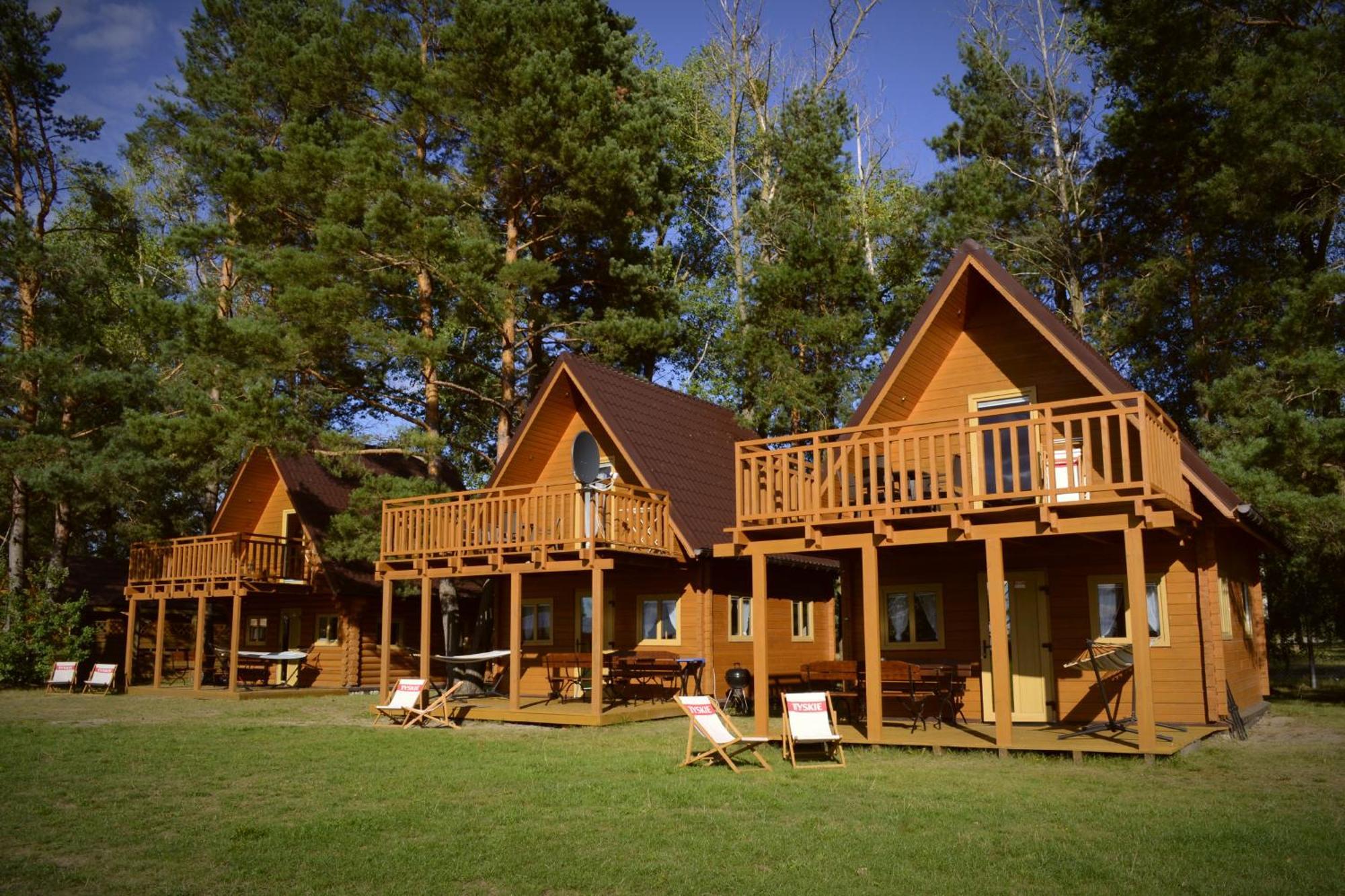 Camping Szczecinek Domy Wypoczynkowe Екстериор снимка