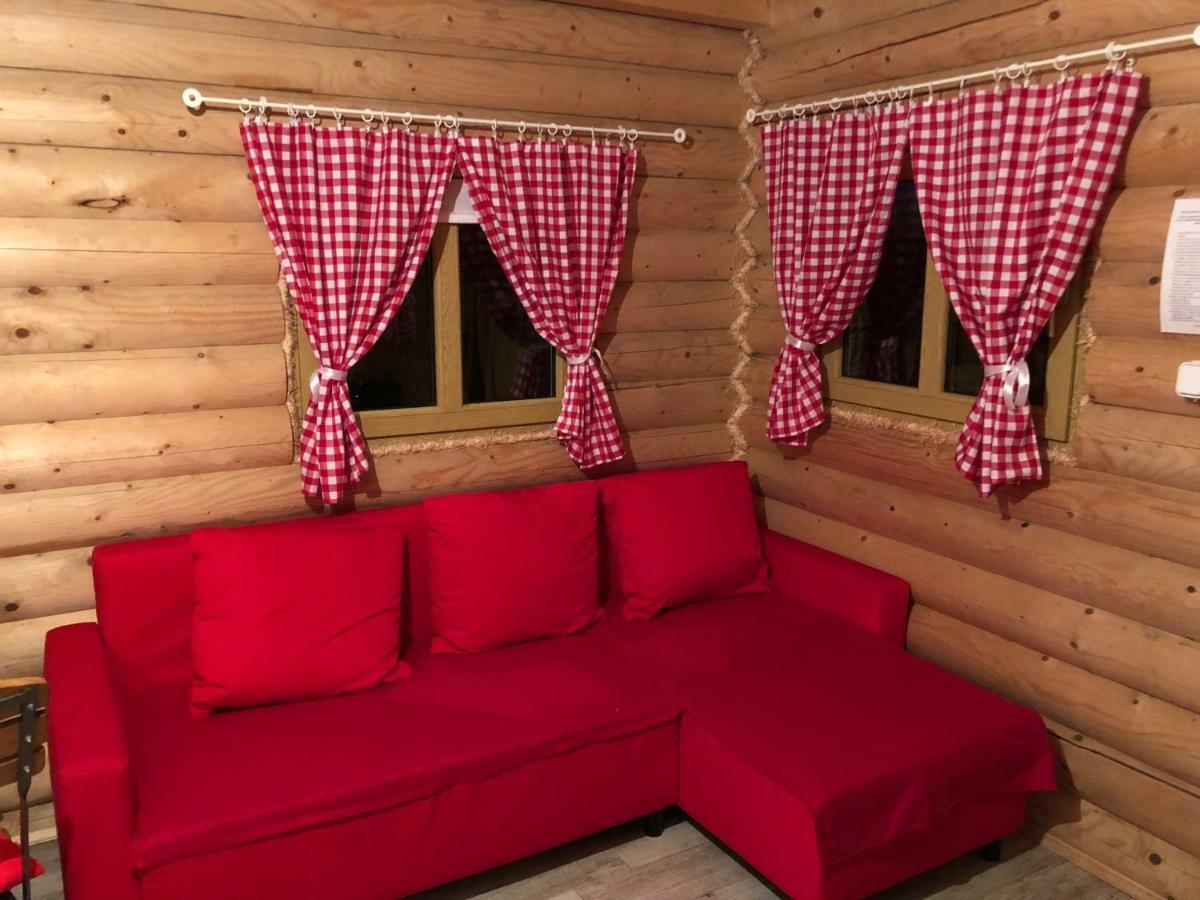 Camping Szczecinek Domy Wypoczynkowe Екстериор снимка